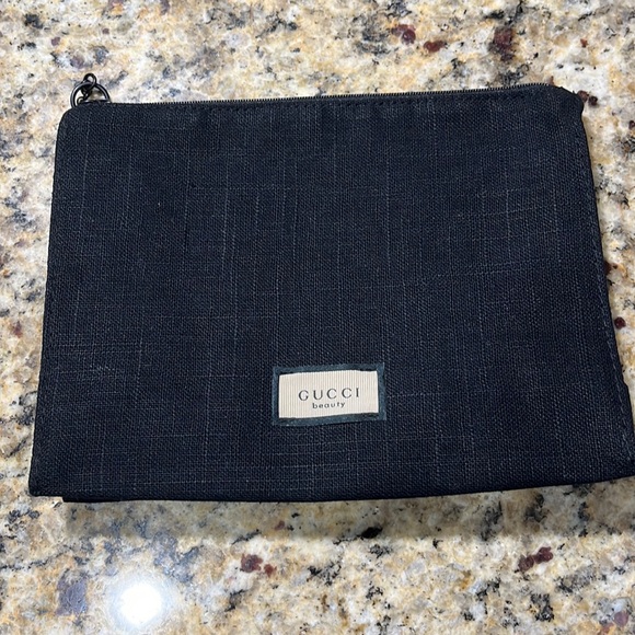 Gucci Handbags - Gucci cosmetic pouch